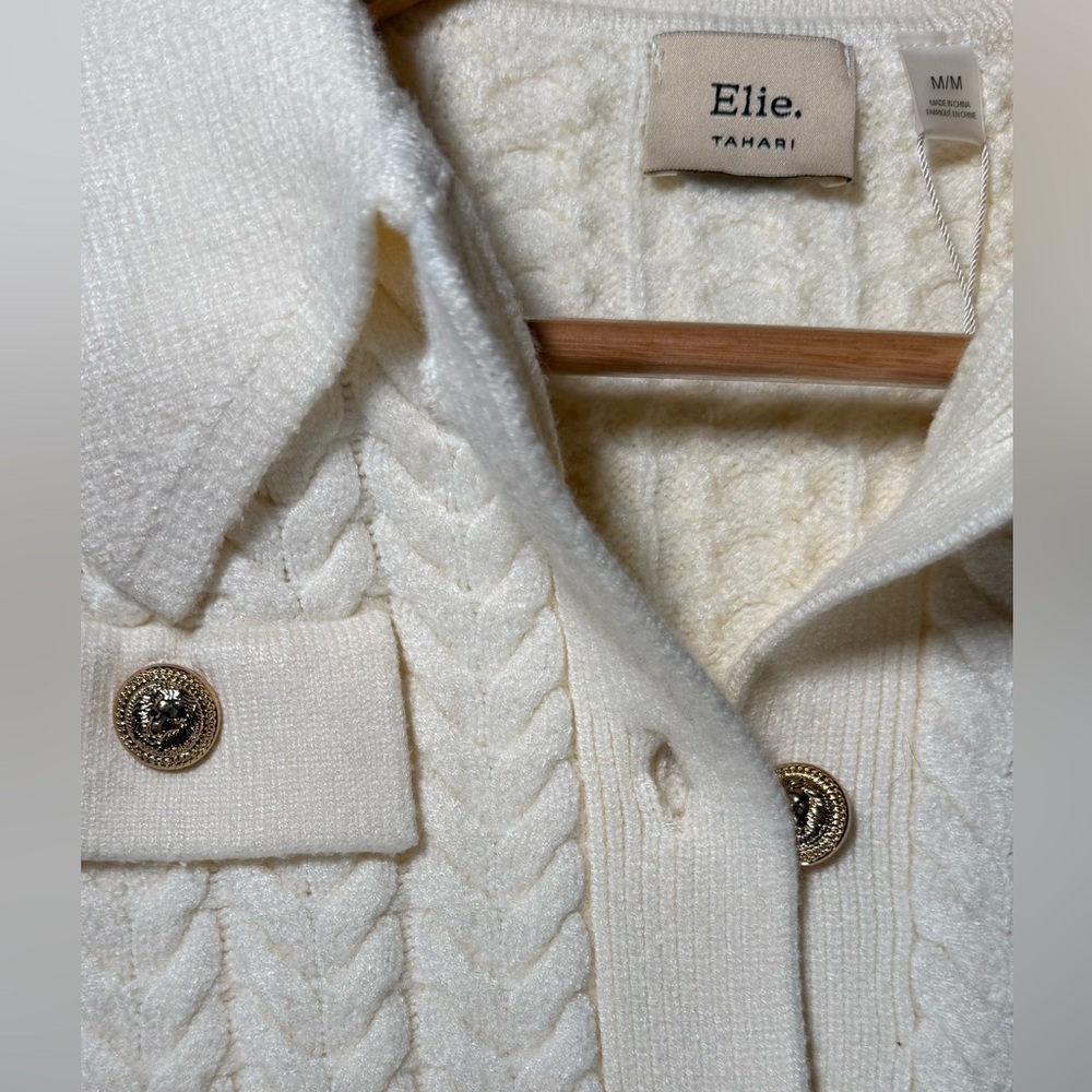 NWT Elie Tahari Cream Cable Knit Jacket Cardigan size M Gold Crest Buttons - Picture 3 of 10